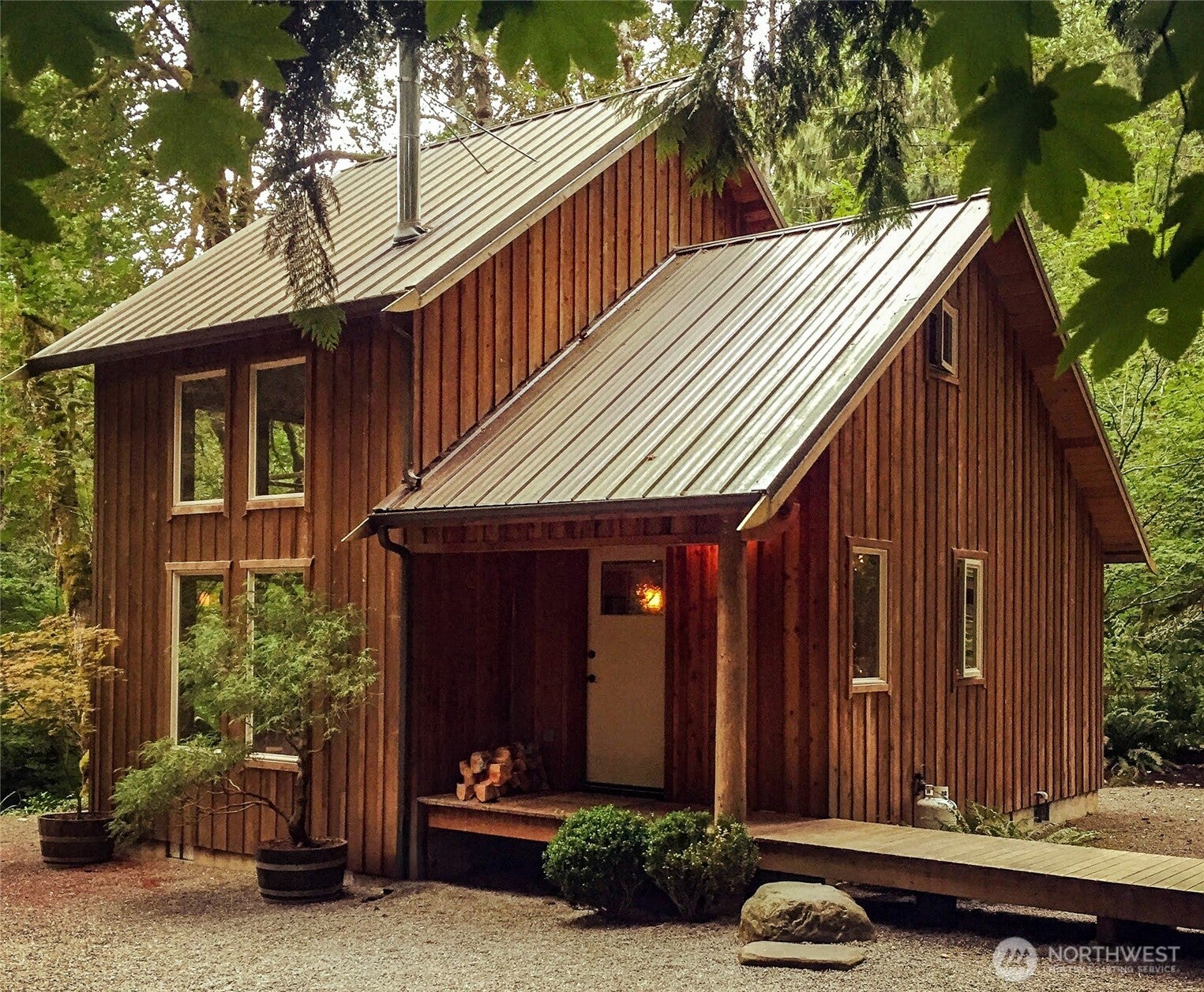 423 Lords Lake Loop — photo