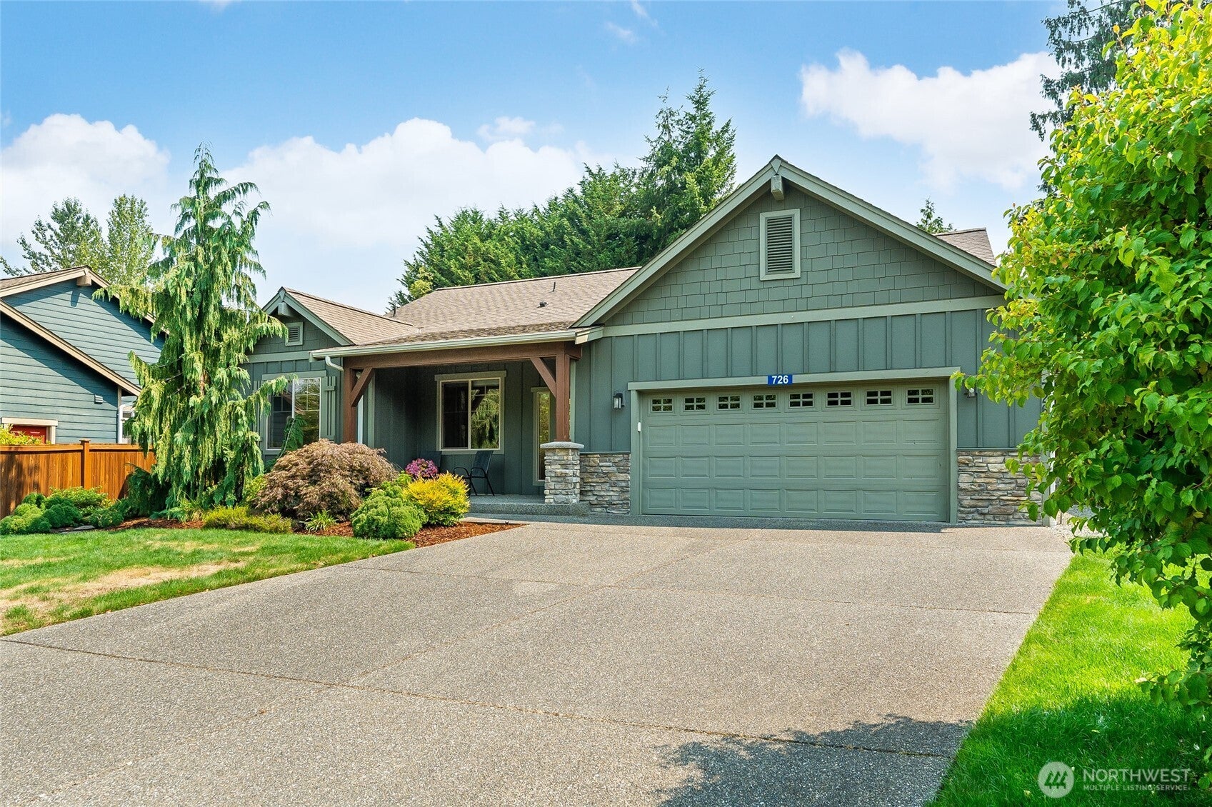 726 Twin Brooks Drive — photo
