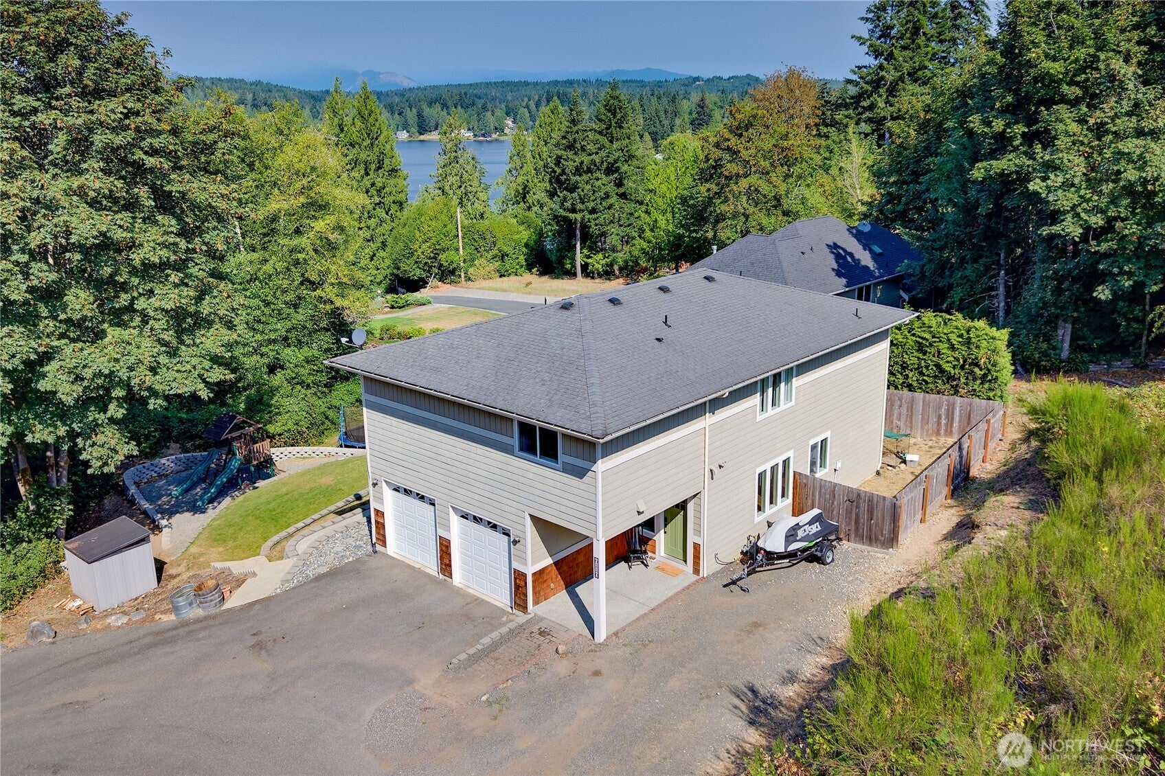 6110 Lakemont Lane — photo