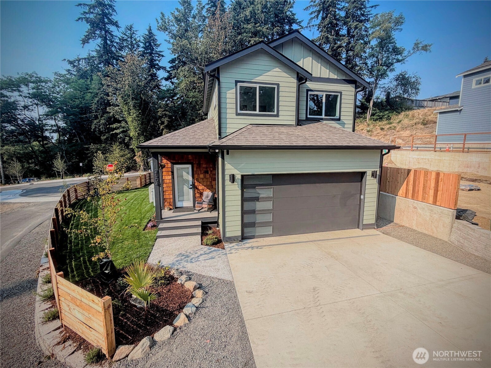 2504 Fireweed Lane — photo
