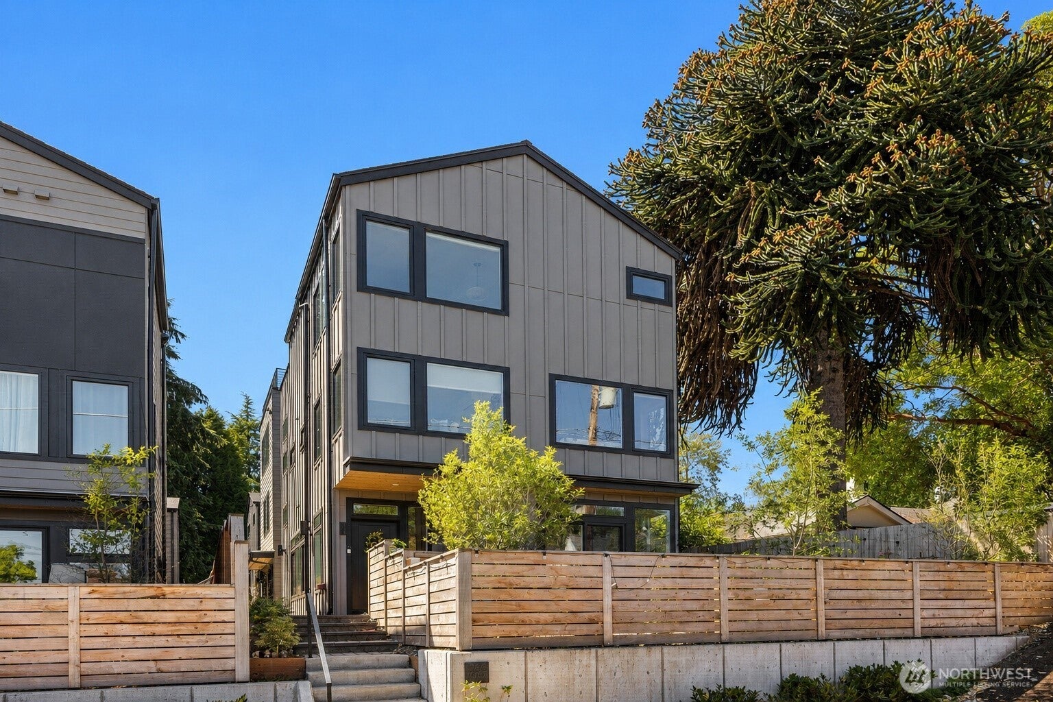 1255 NE 100th Street — photo