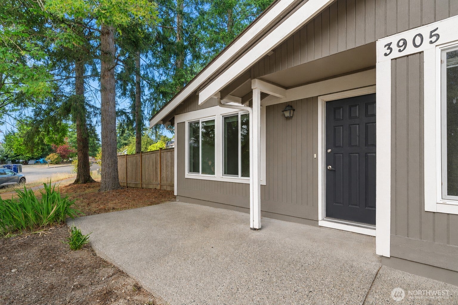 3905 N Highland Street — photo