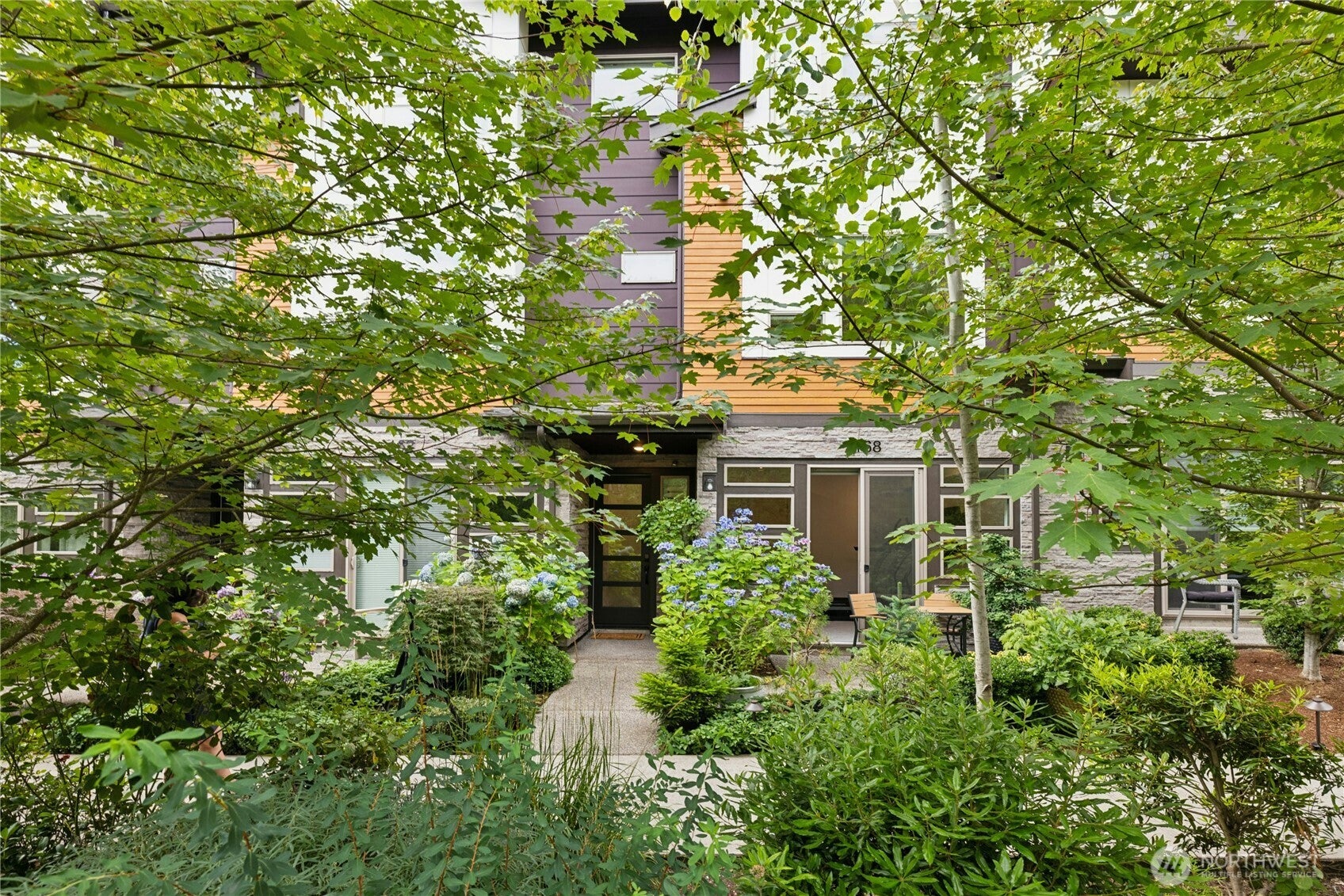168 Whispering Lane NW — photo