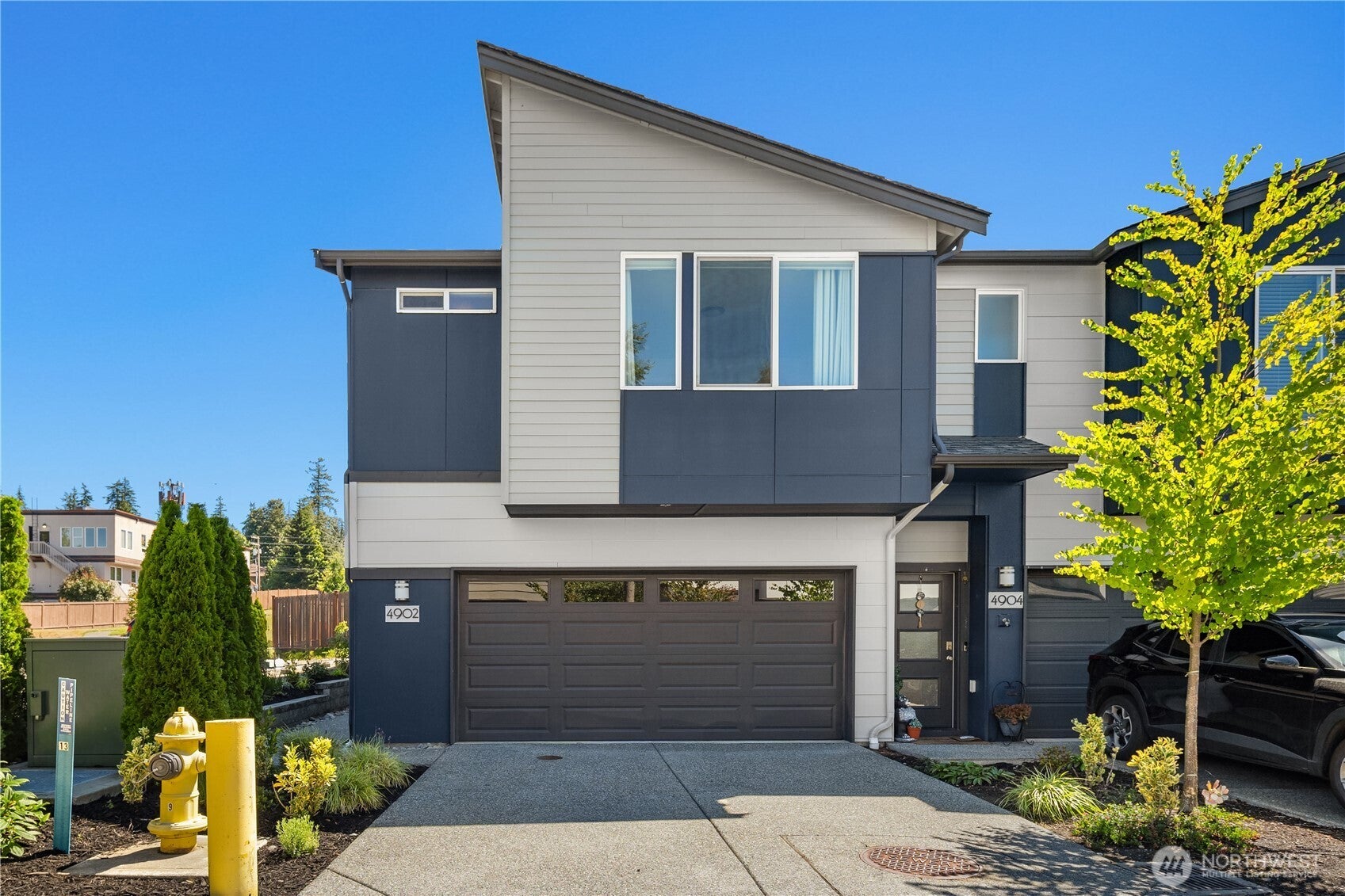 4902 Courtyard Lane B1 — photo