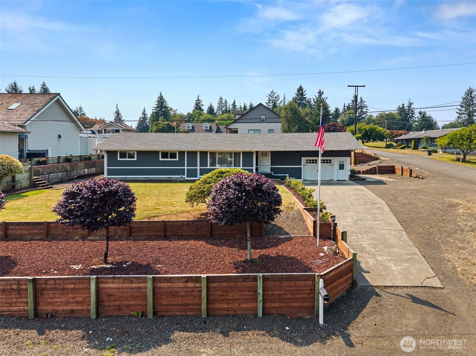 706 Bradford Street — photo