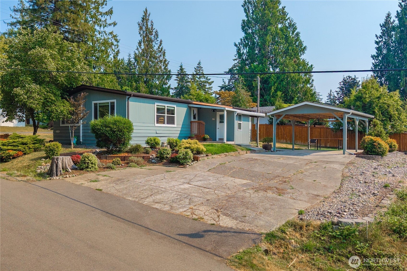 10029 Whitecap Drive NW — photo