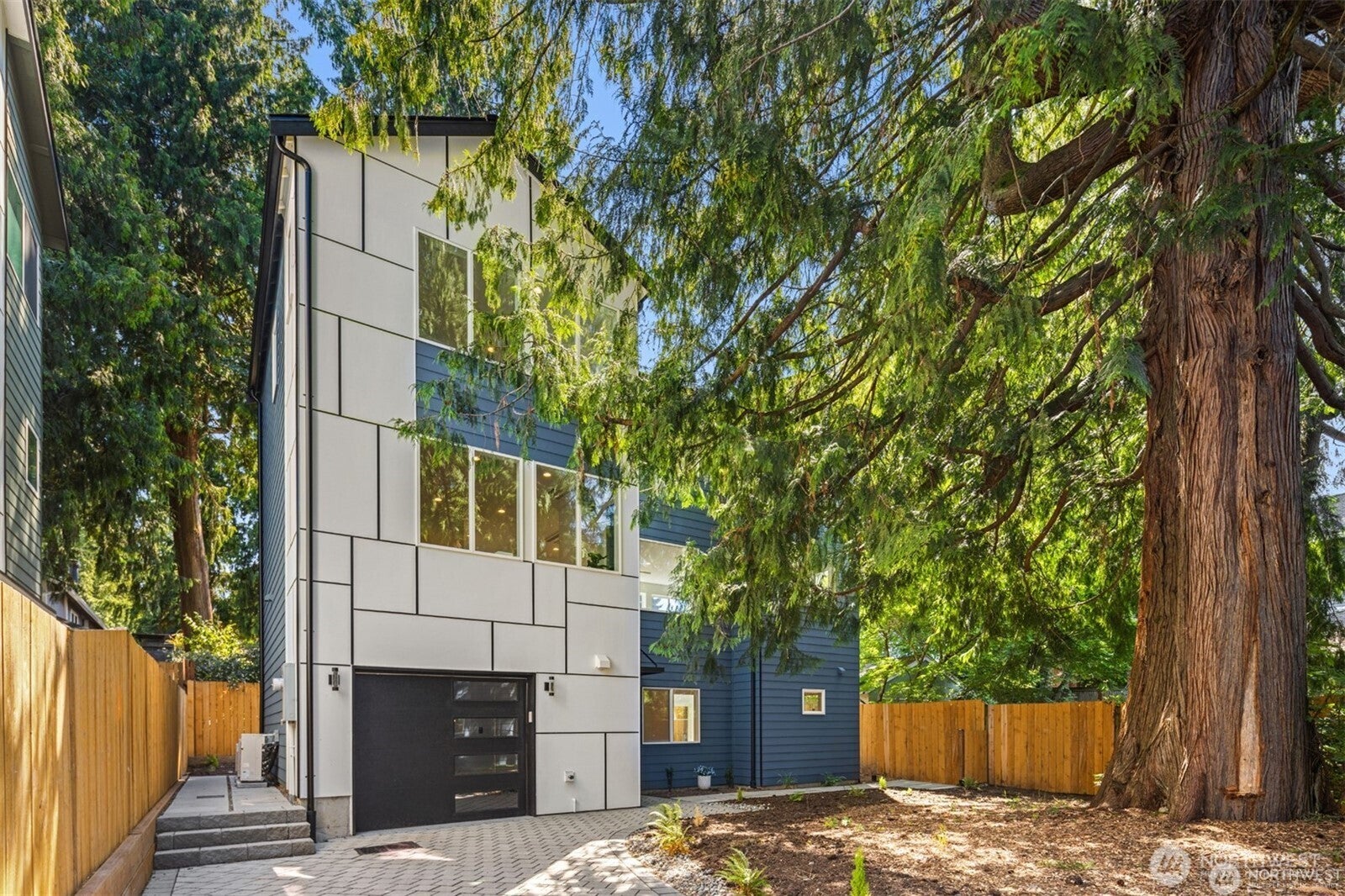 3849 NE 88th Street — photo