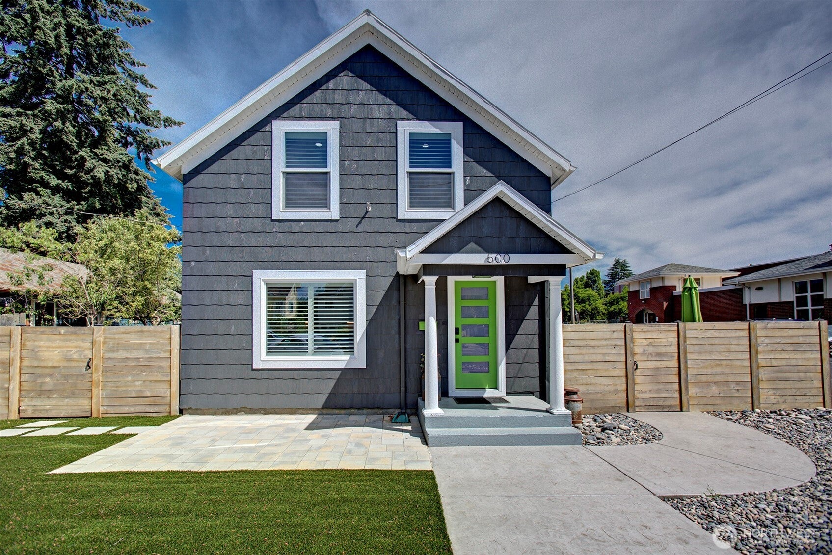 500 W McLoughlin Boulevard — photo