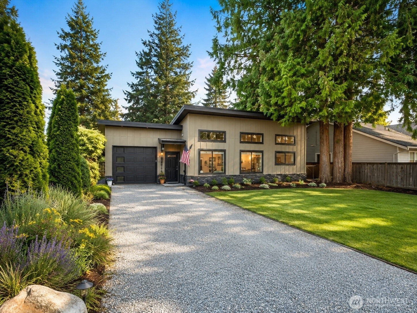 4546 Decatur Drive — photo