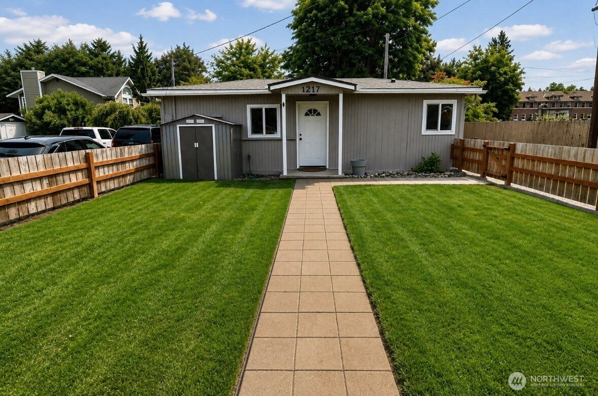 1217 Orting Kapowsin Highway E, Orting, WA 98360 — photo 2