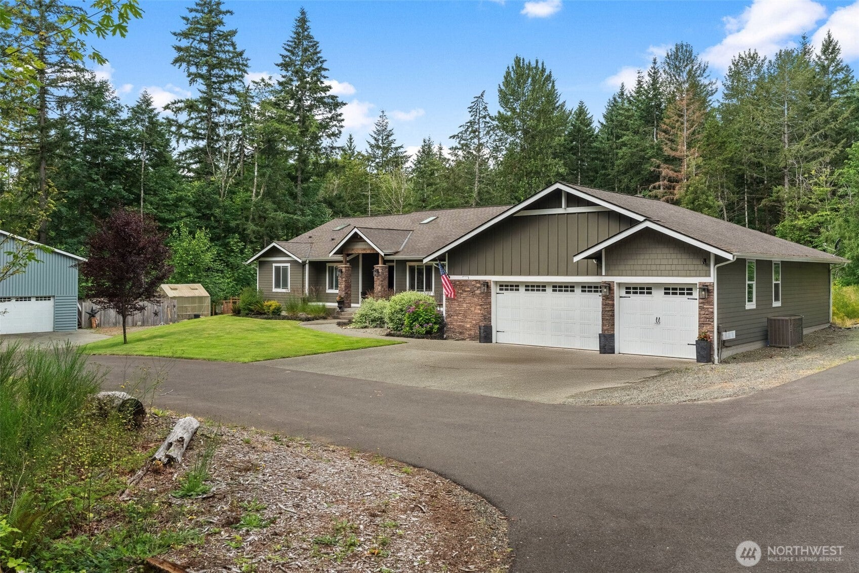15622 Glenwood Road SW — photo