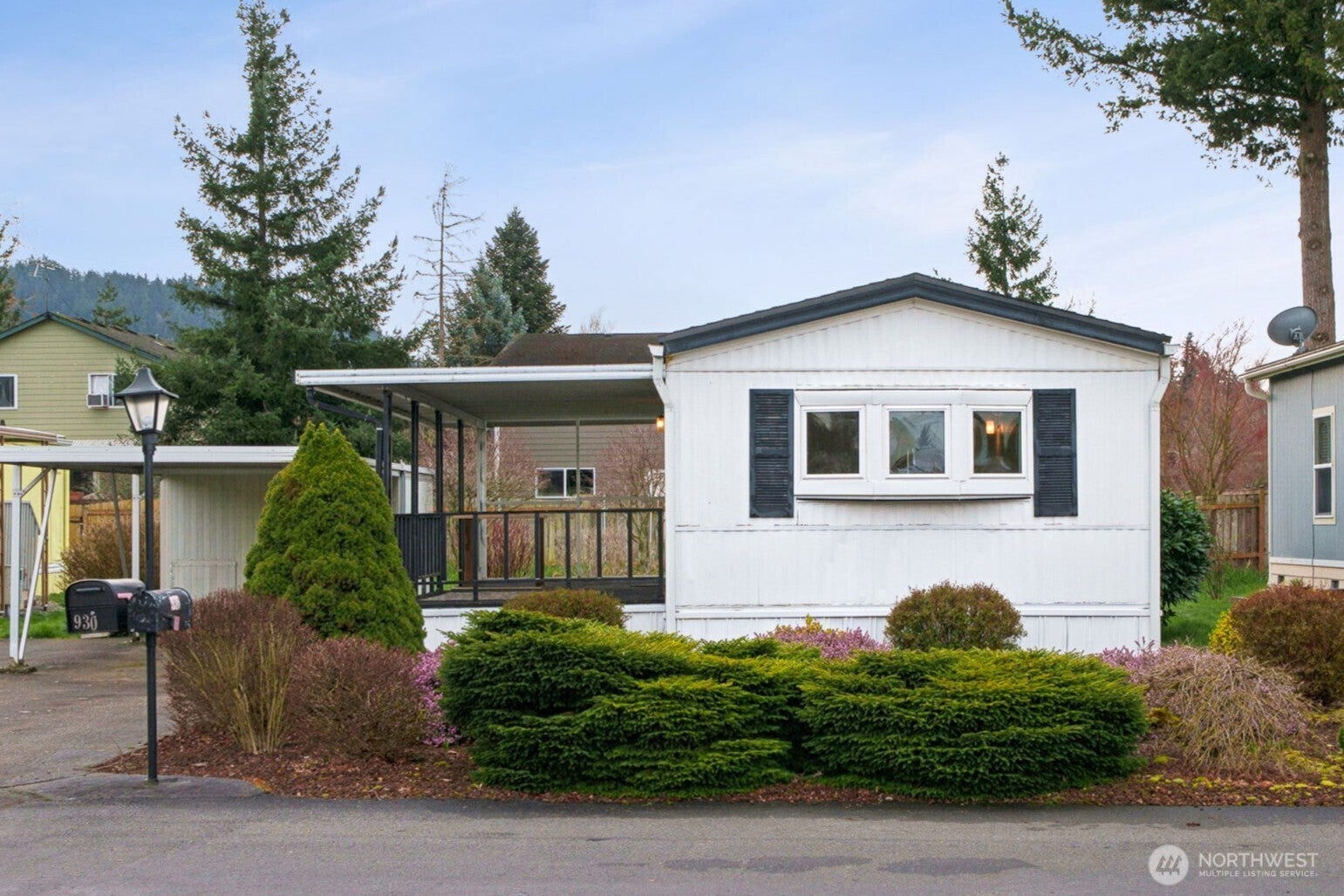 930 Mountain Villa Loop — photo