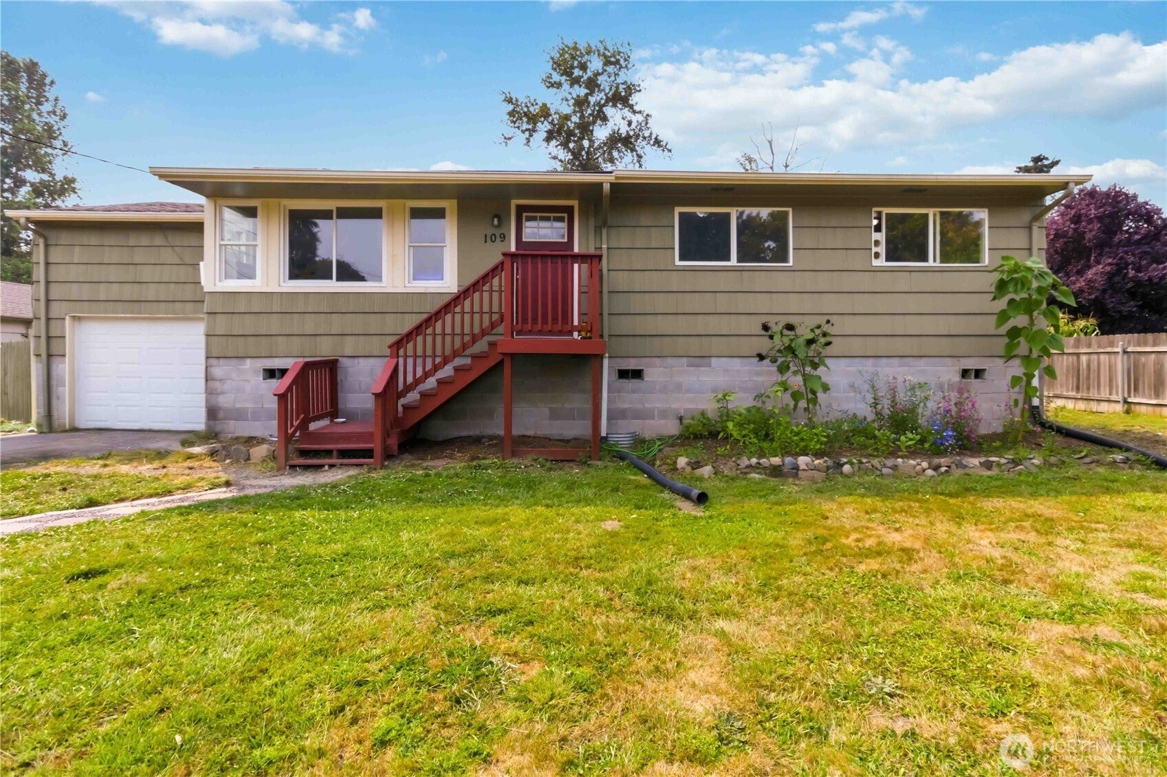 109 Merritt Drive — photo
