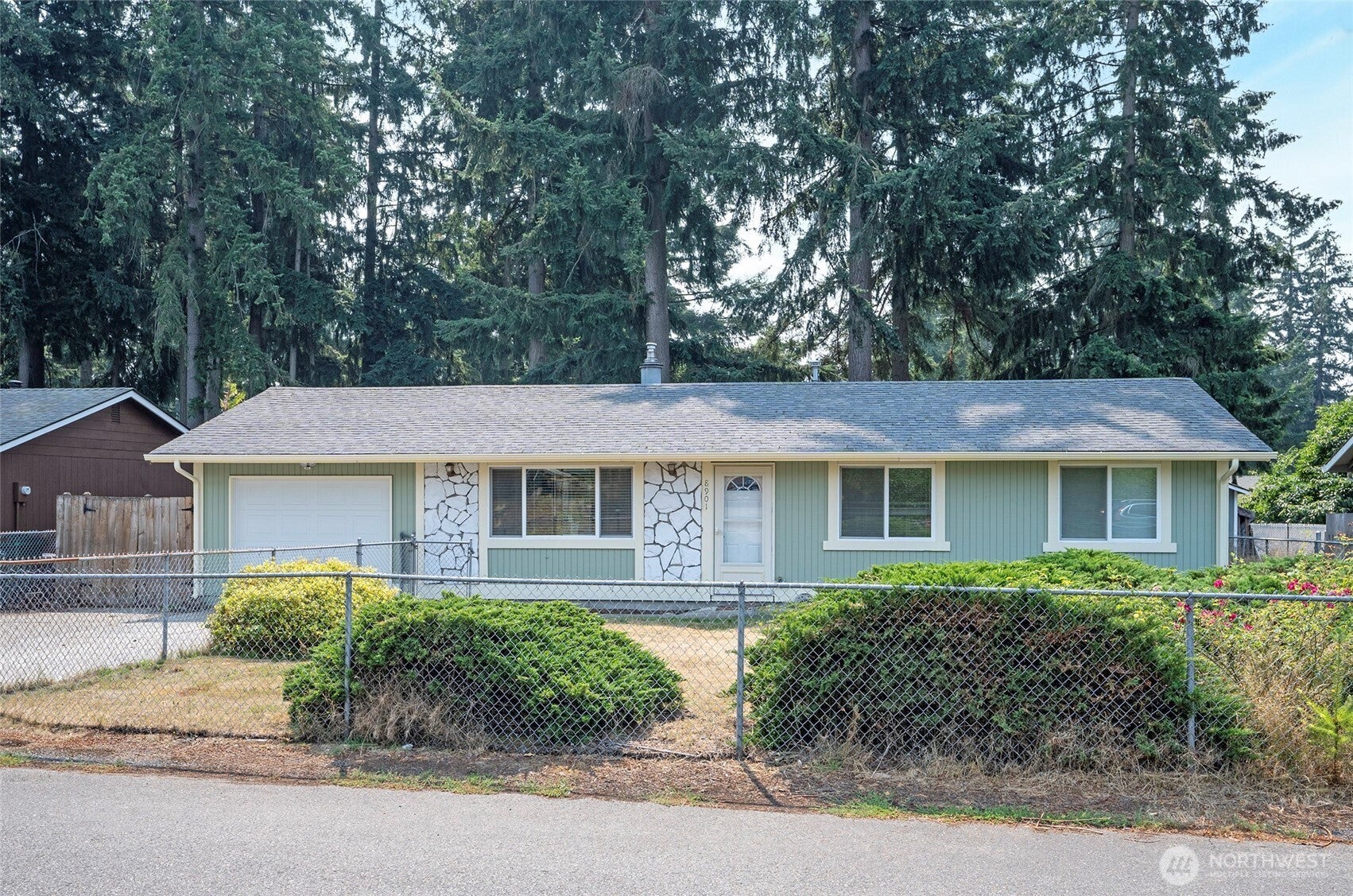 8901 Quinault Loop NE — photo