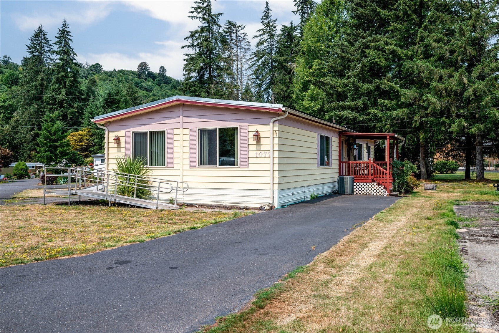 1077 Coal Creek Road — photo