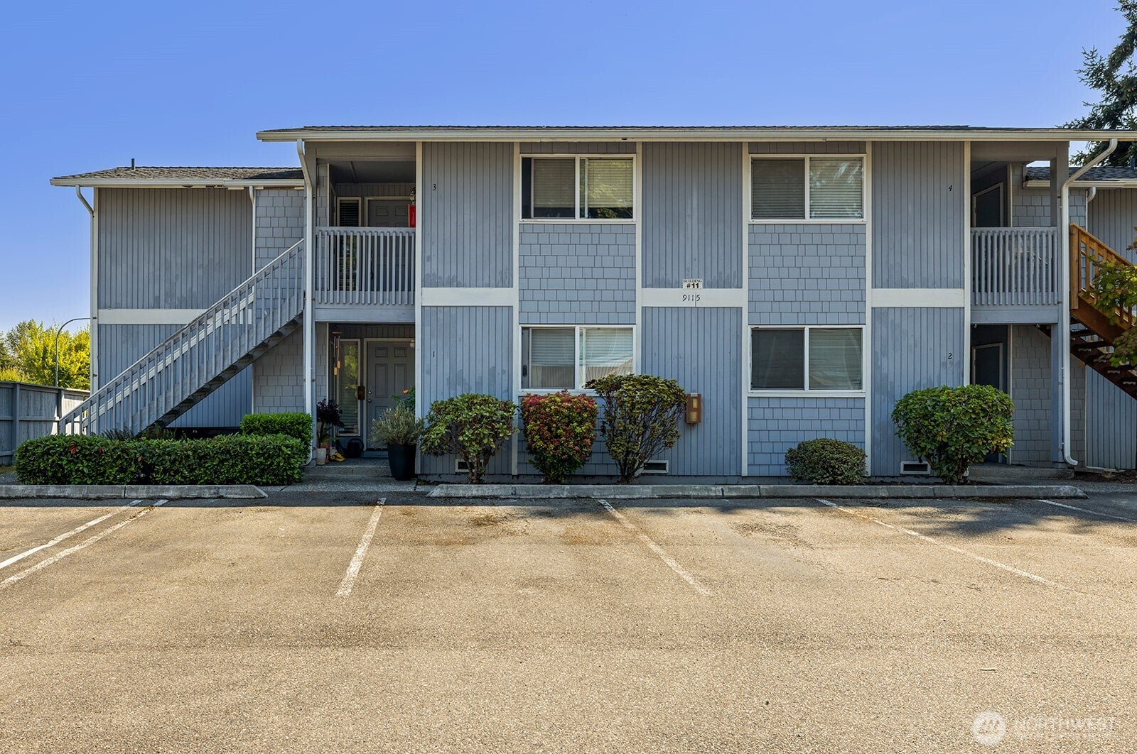 9115 1st Place NE 3 — photo