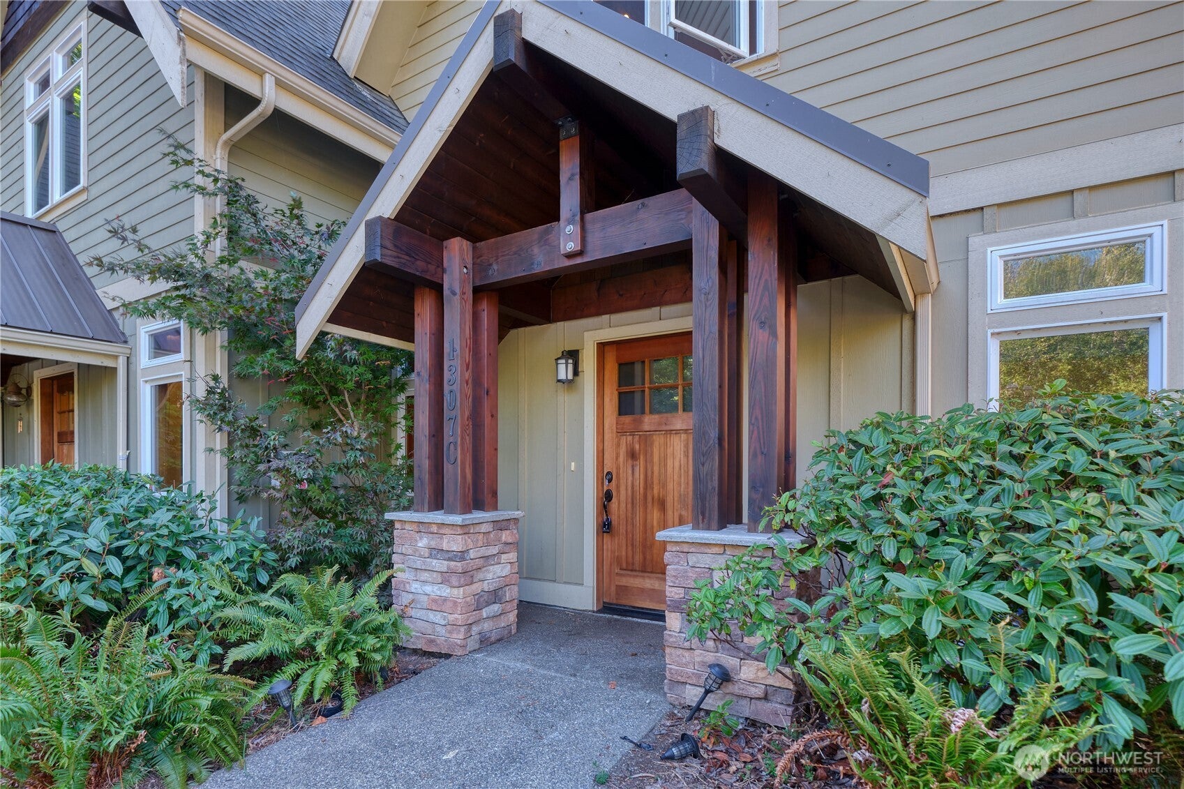 1307 Pelican Pl C — photo
