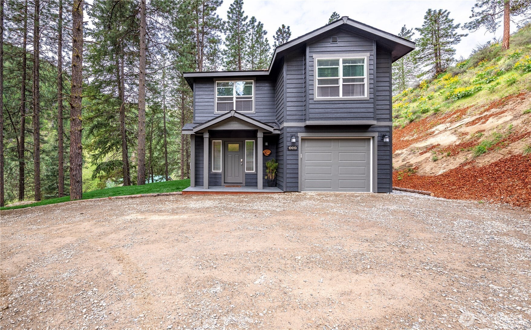10010 Eagle Creek Road — photo