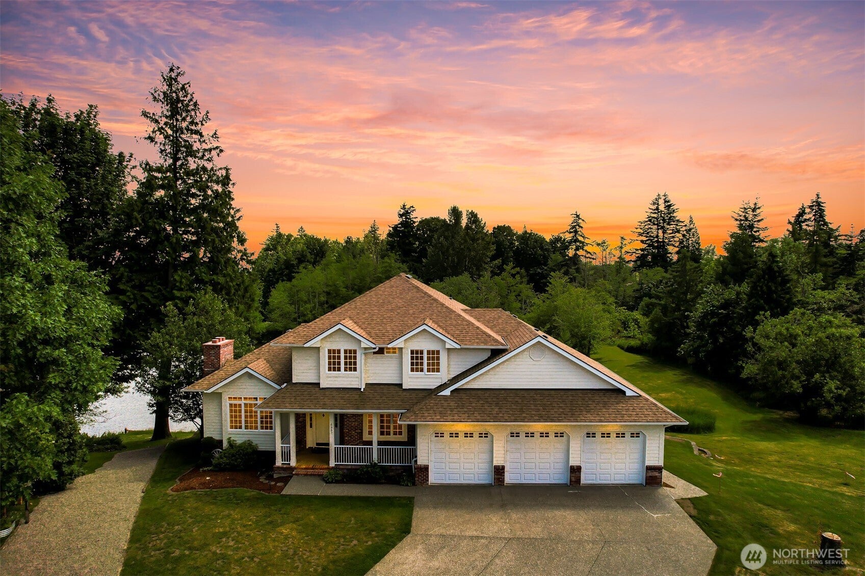 5887 Bay Pine Court — photo
