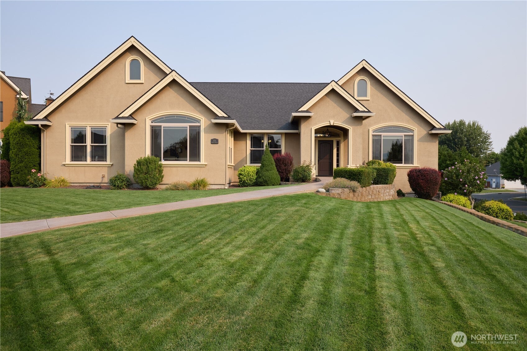 404 Coyote Ridge Dr — photo