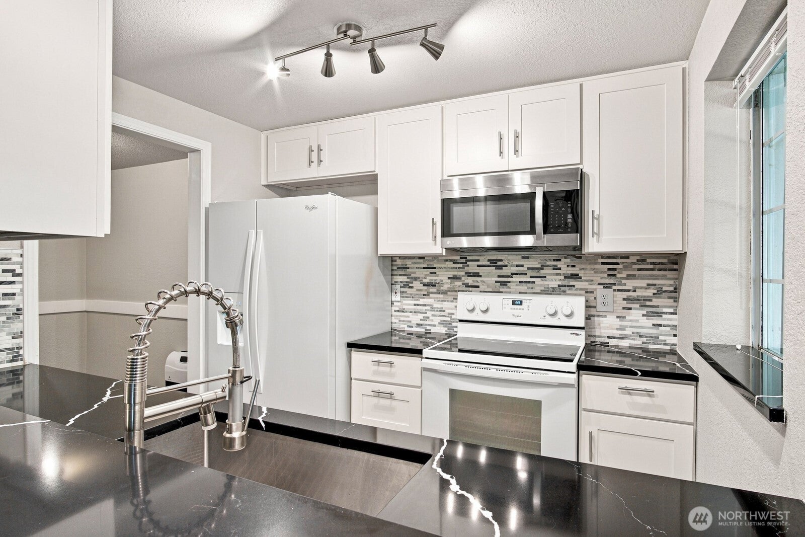 15433 Country Club Drive E103 — photo