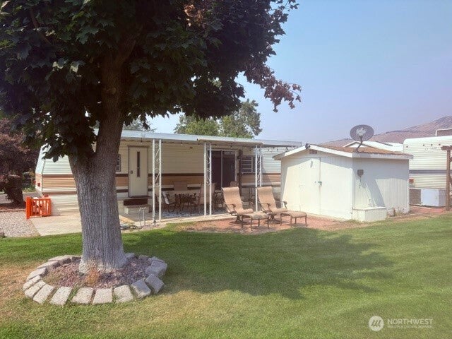 8818 Crescent Bar Road NW 156 — photo