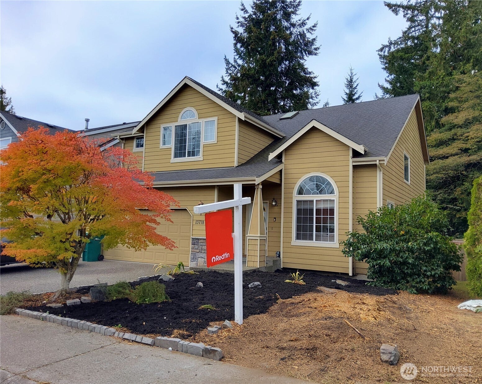 13718 43rd Avenue SE — photo