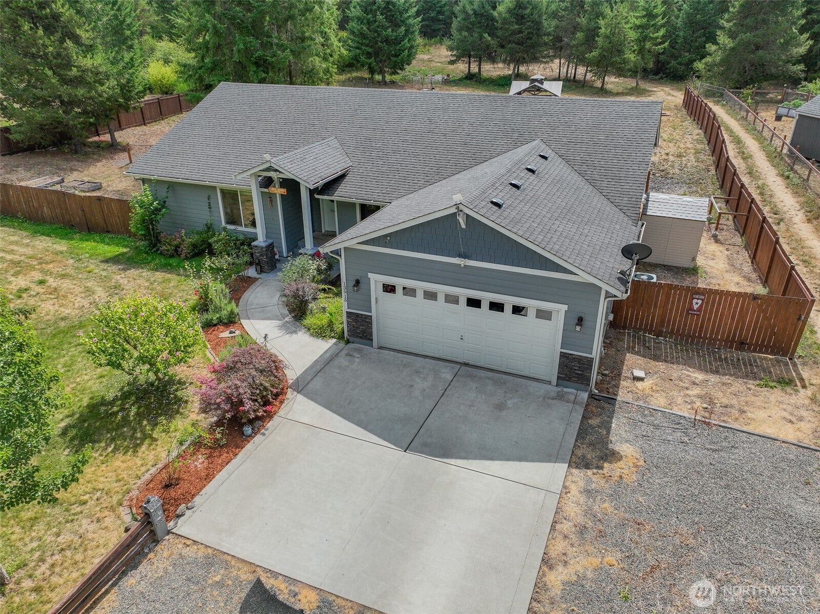 13915 Tomcat Lane SE — photo