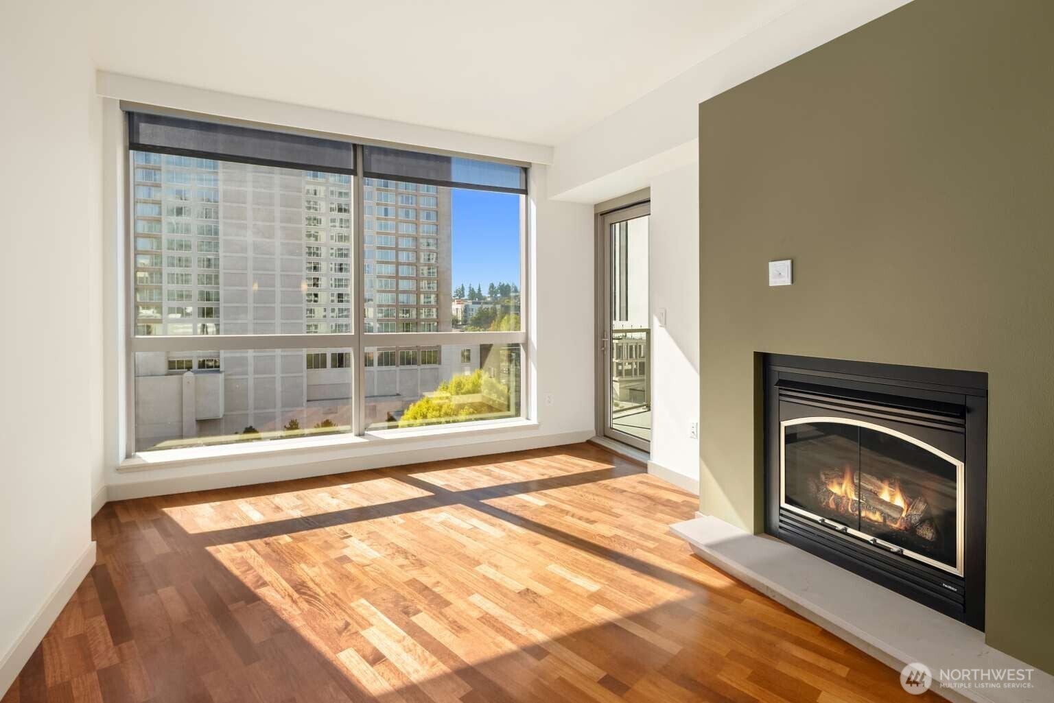 10610 NE 9th Place 903 — photo