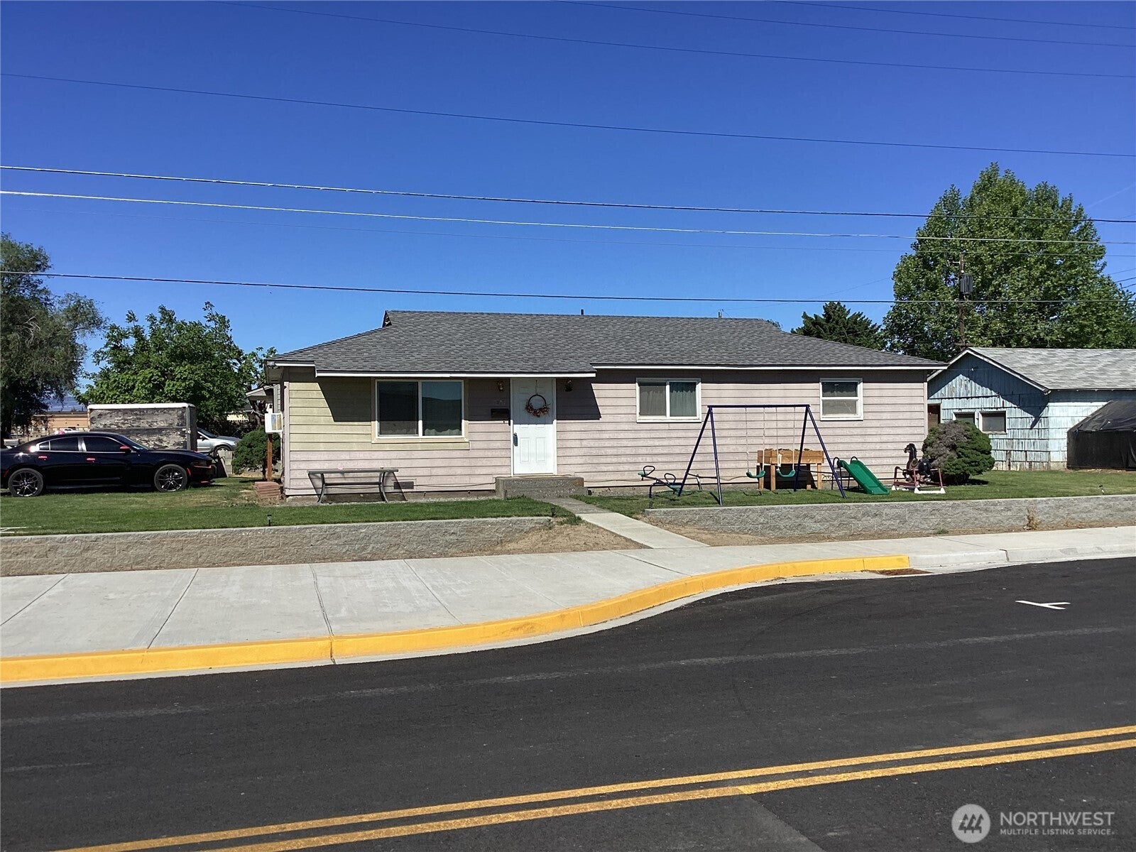 1315 SE 2nd Avenue — photo