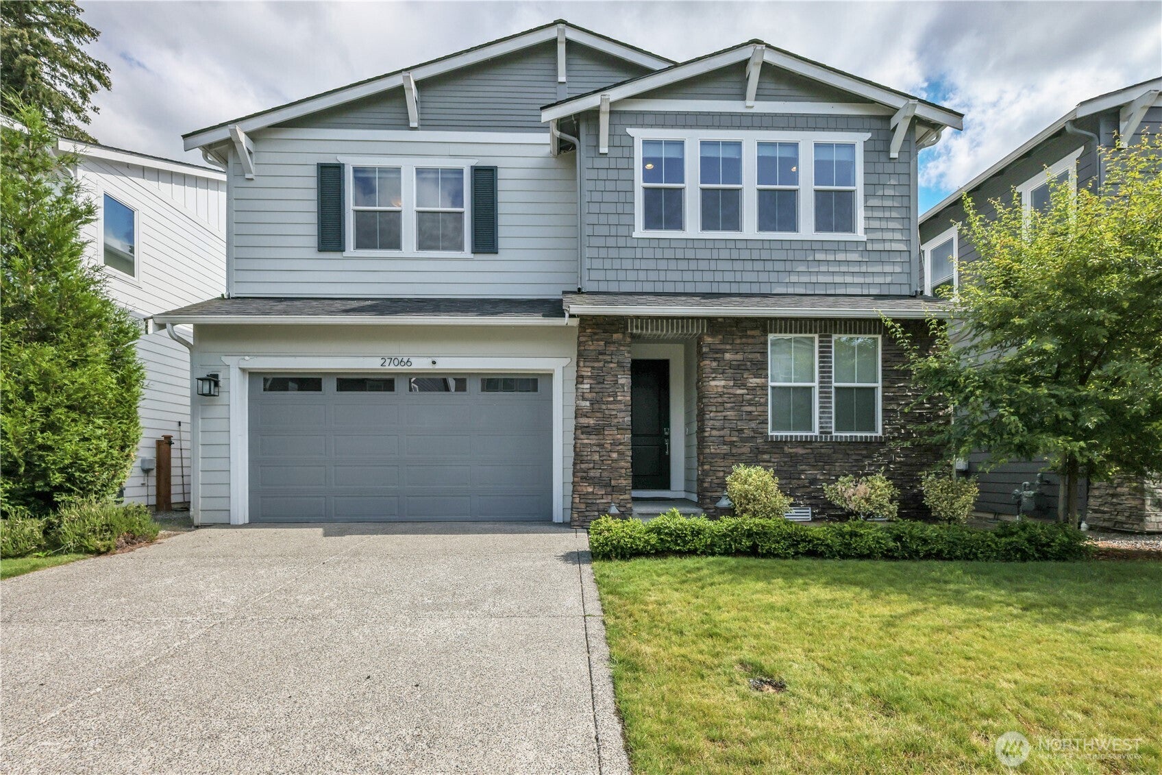 270660 Summit Park Way SE — photo