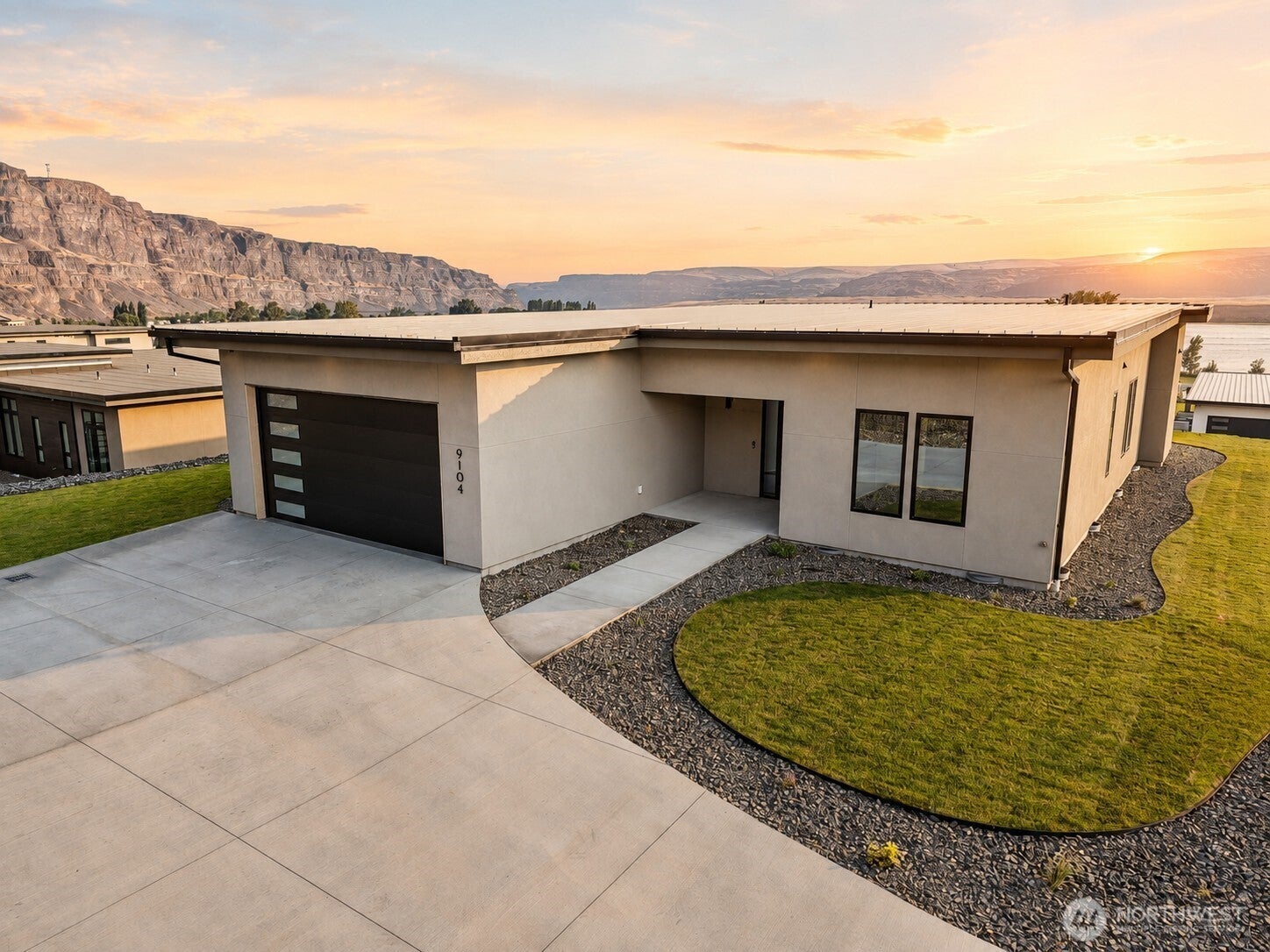 9104 NW Harvest Lane — photo