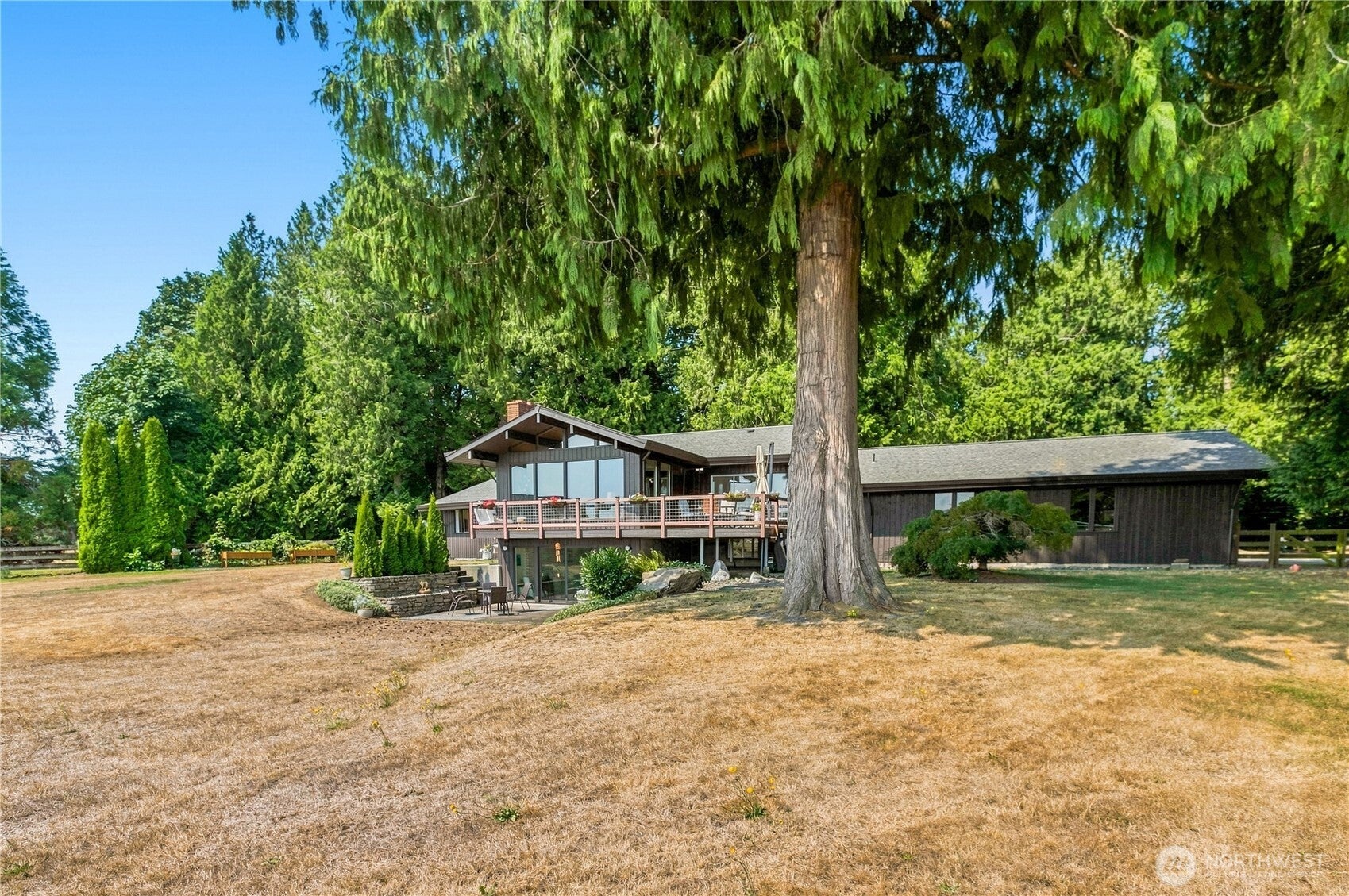 831 E Wiser Lake Road — photo