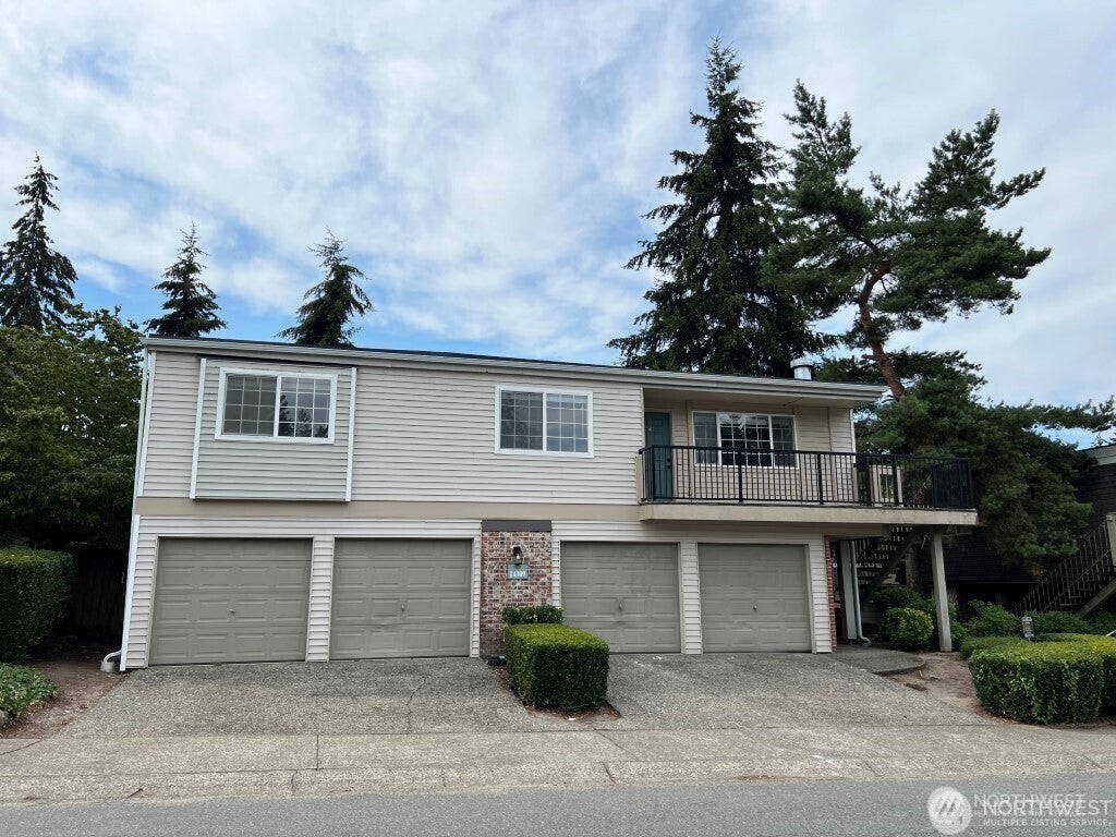 14309 NE 7th Place 3 — photo