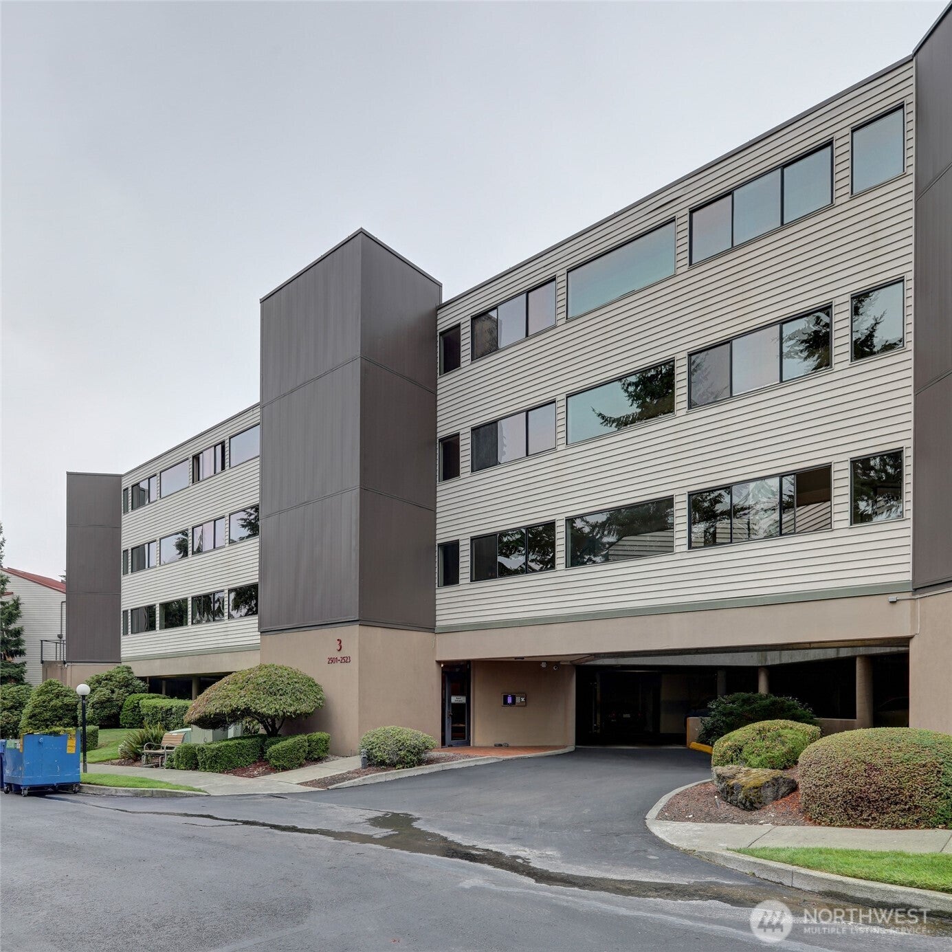 2511 S Cedar Street 306 — photo