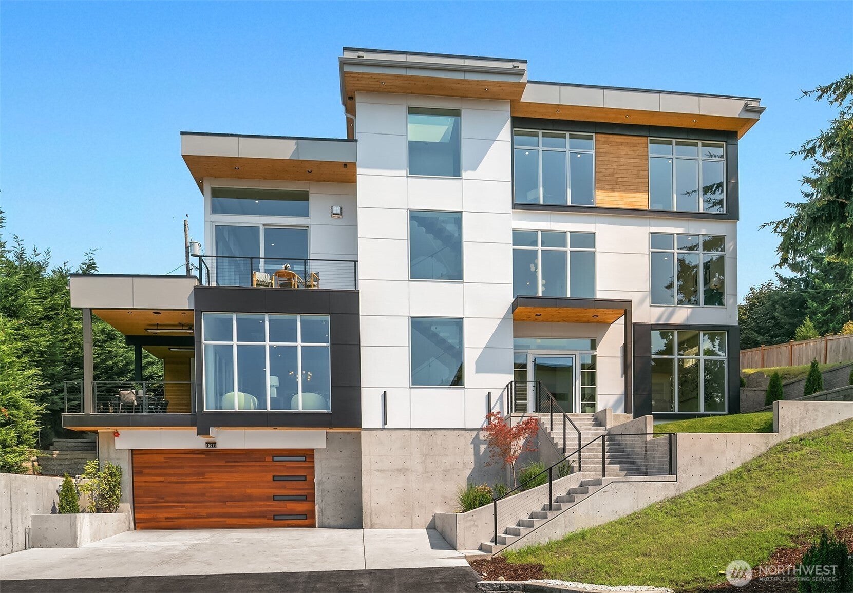 13011 SE Newport Way — photo