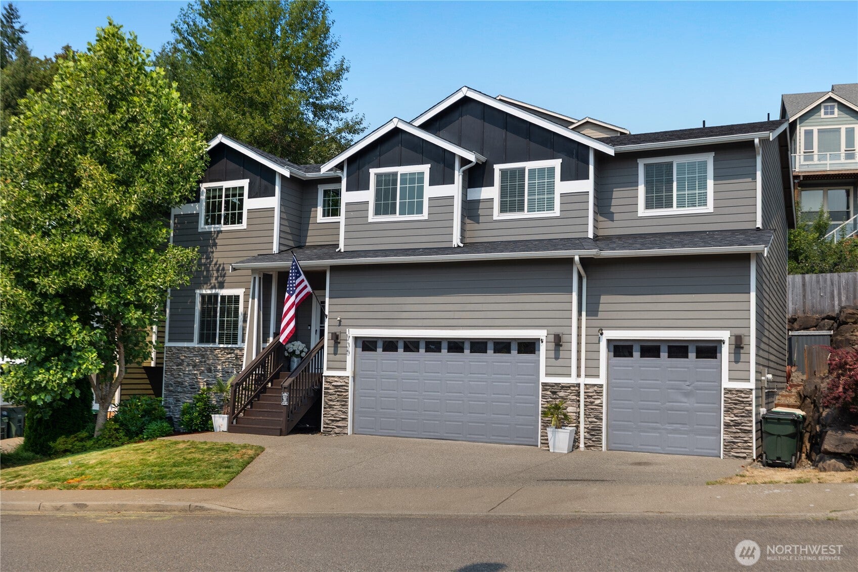 1735 Vista Loop SW — photo