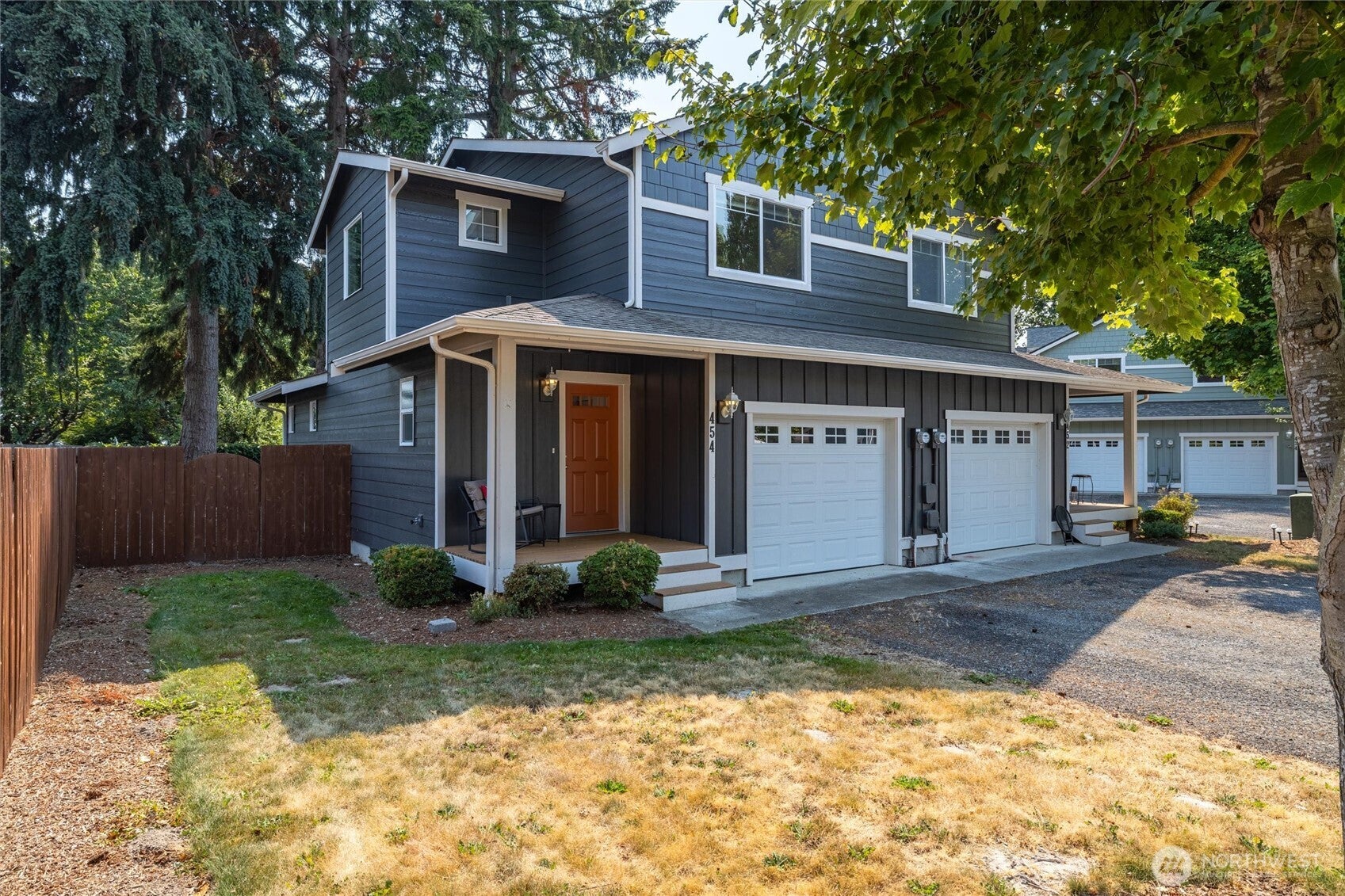 454 Oak Hill Lane — photo
