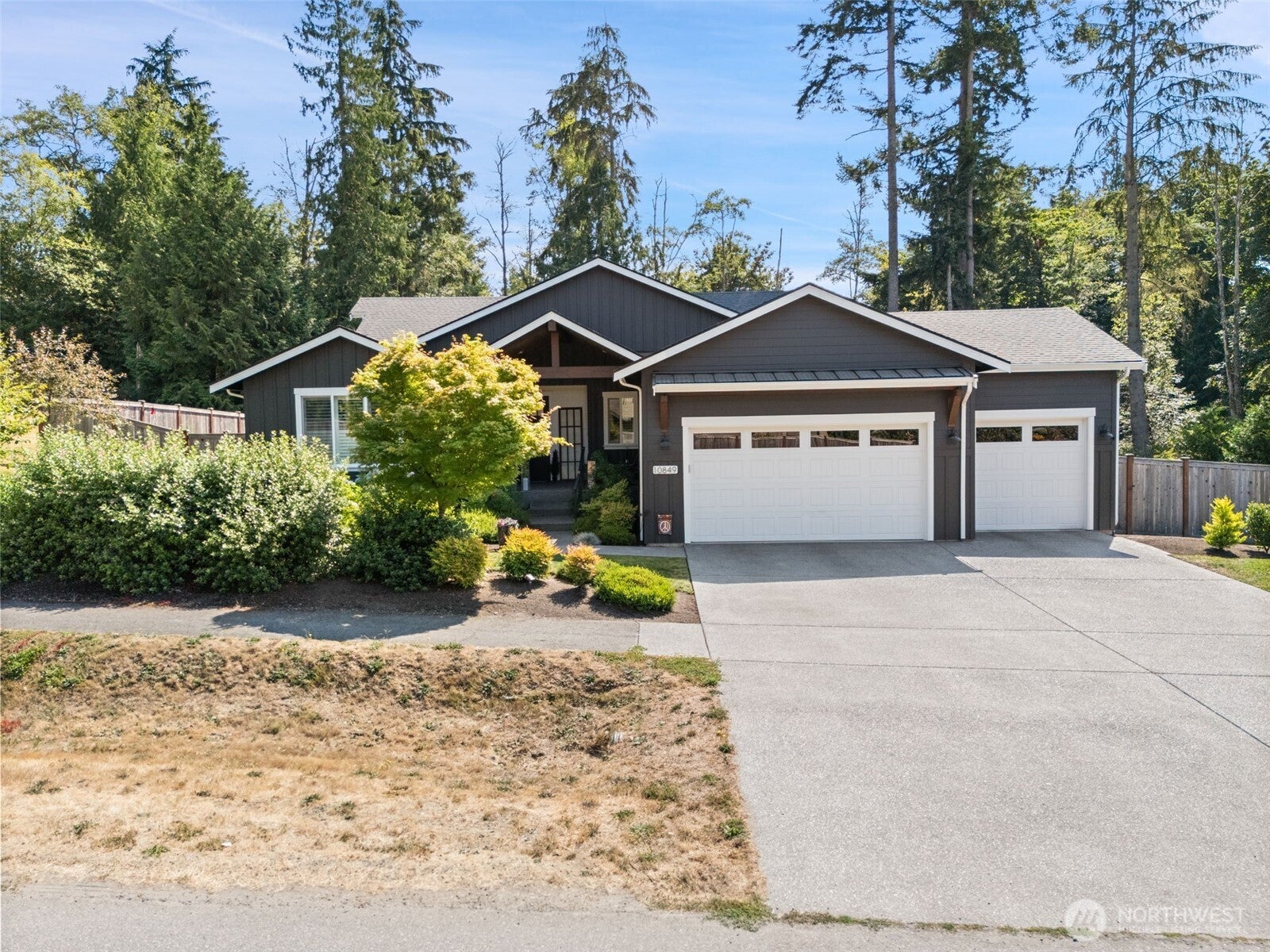 10849 Apple Tree Point Lane — photo