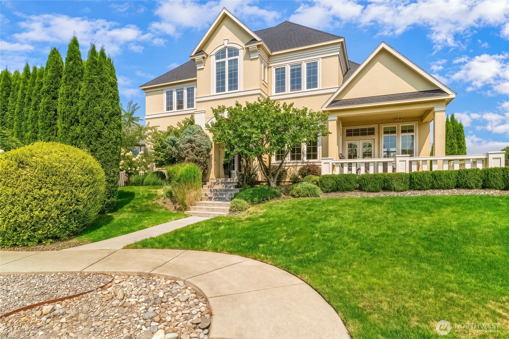 1017 SE Crestlane Drive — photo
