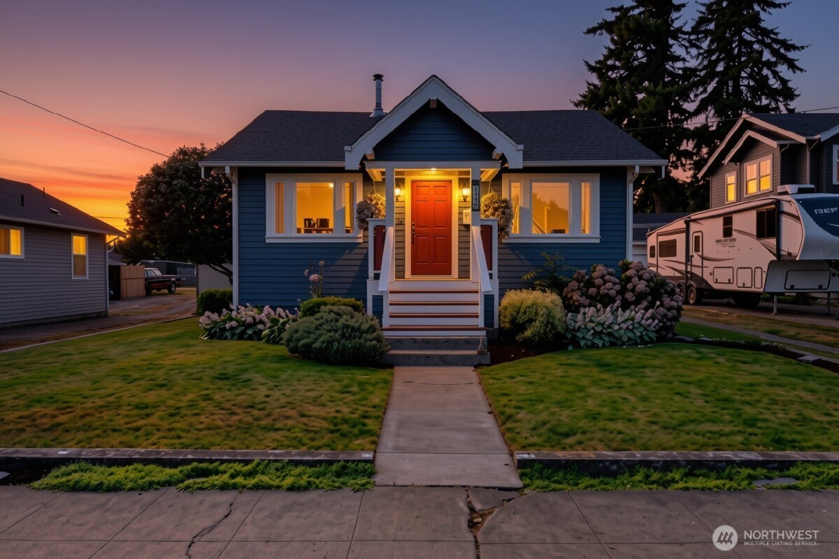 1138 Pioneer Street — photo