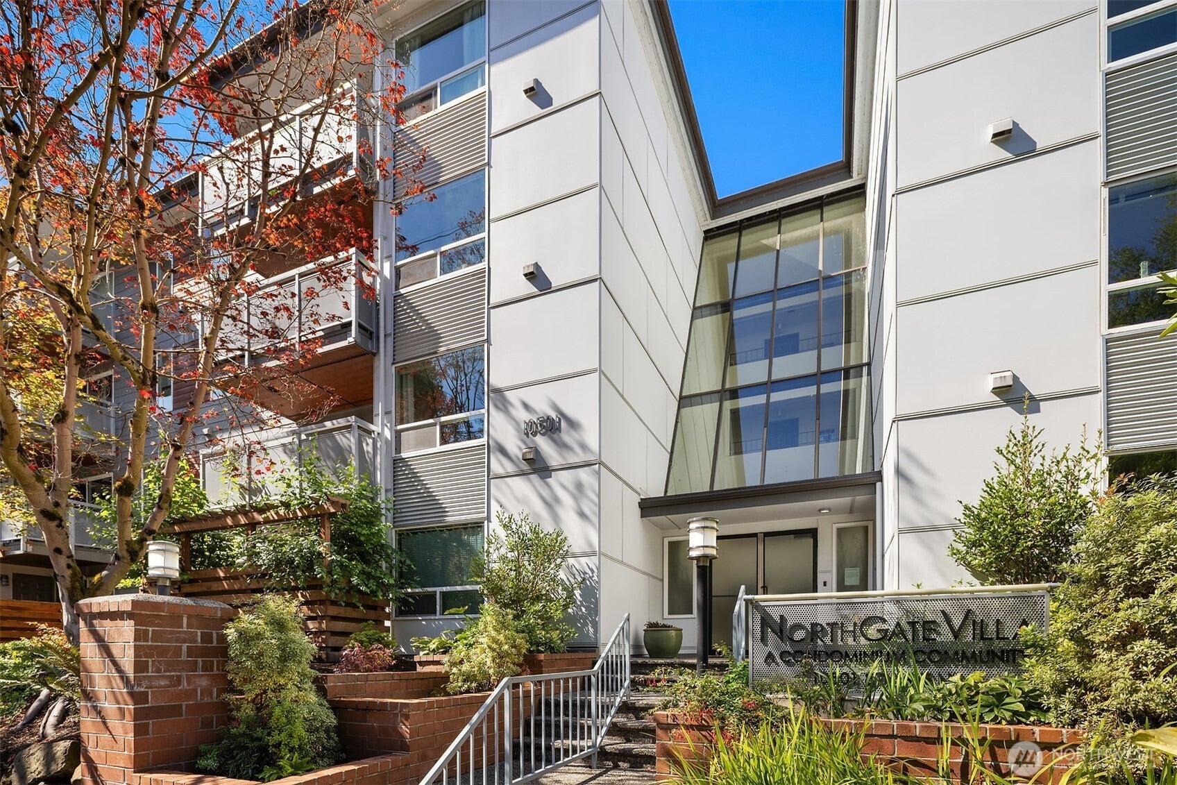 10501 8th Avenue NE 127 — photo