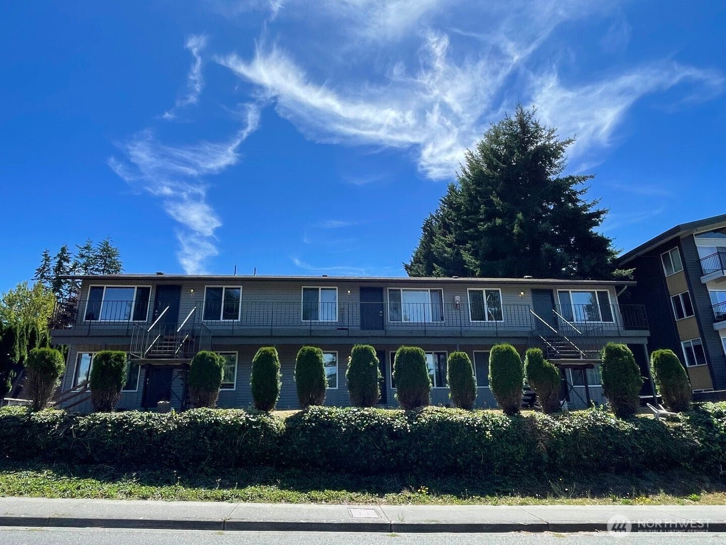 500 75th Street SE 06 — photo