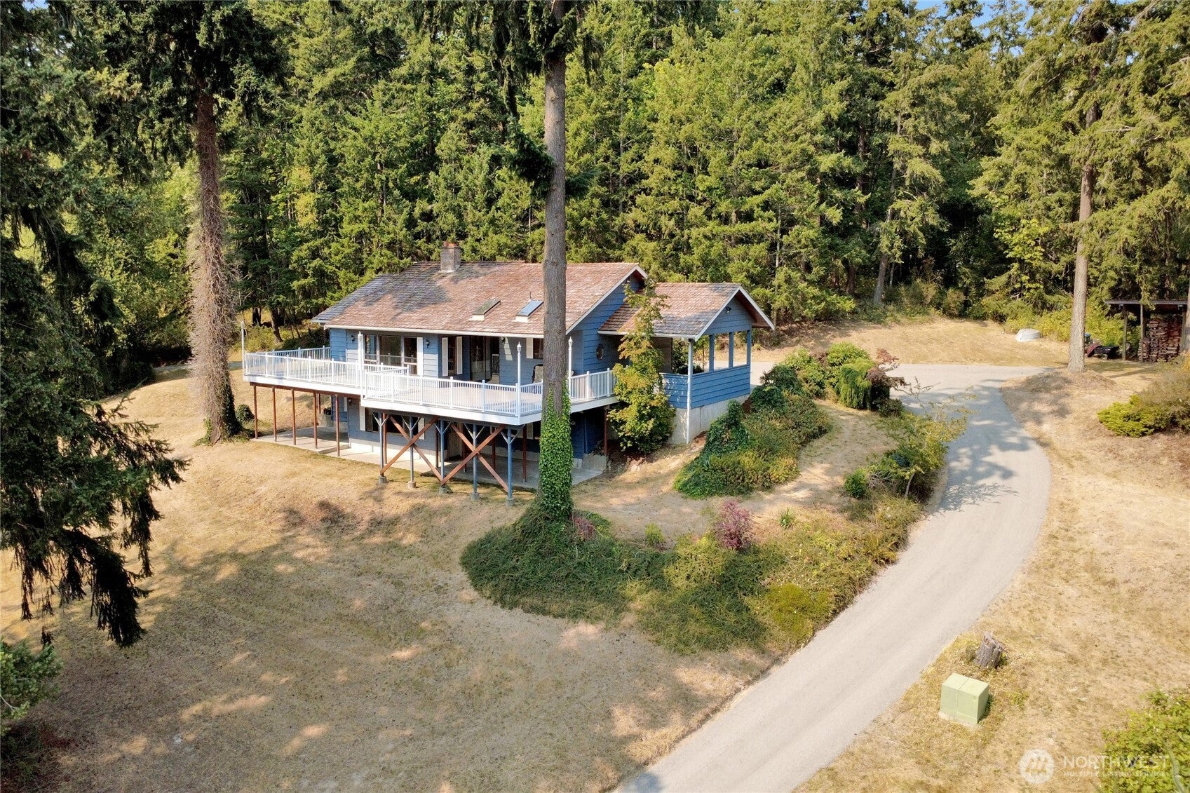 685 N Chuckanut Drive — photo
