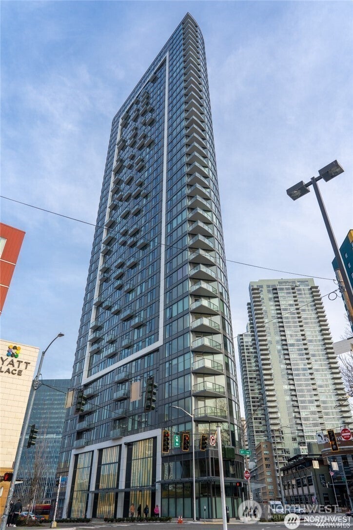 2510 6th Avenue 1601 — photo
