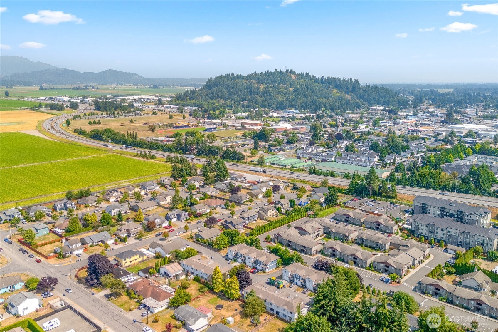 496 Harvest Edge Pl — photo