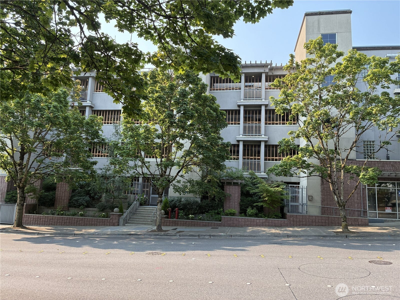 10015 NE 4th Street 1002 — photo