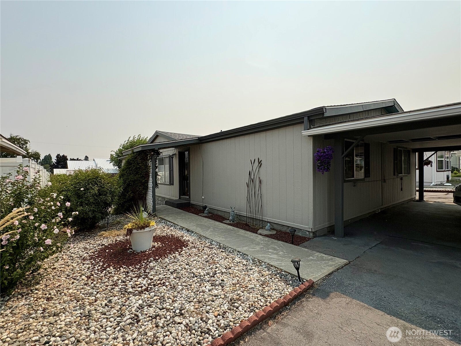 1137 Foothills Lane 19 — photo