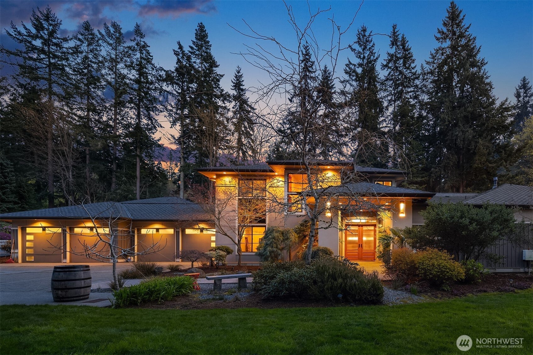 11303 S Dogwood Lane — photo
