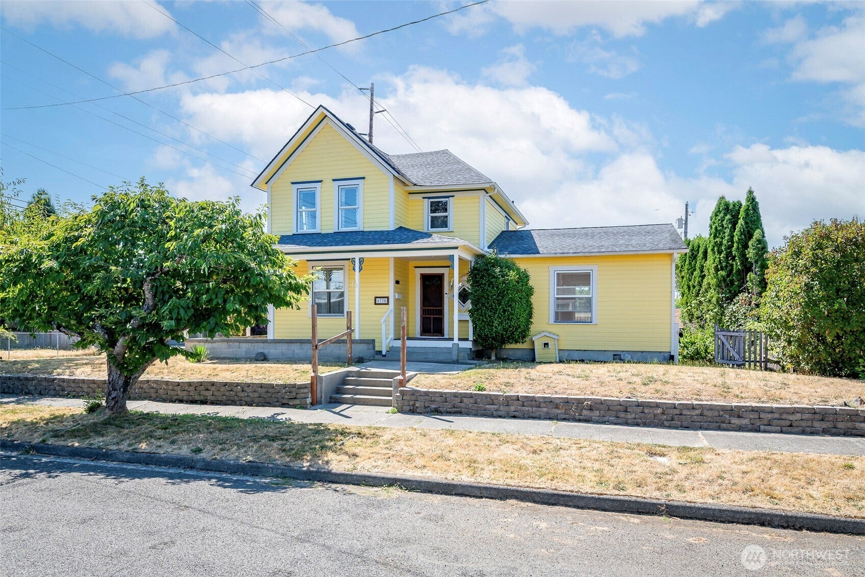 6330 S I Street — photo